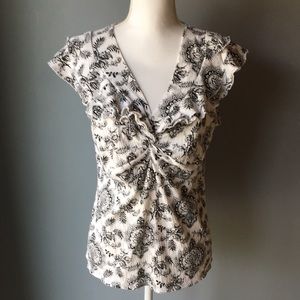 R.Q.T. Ruffle Collar V-neck Tank XL